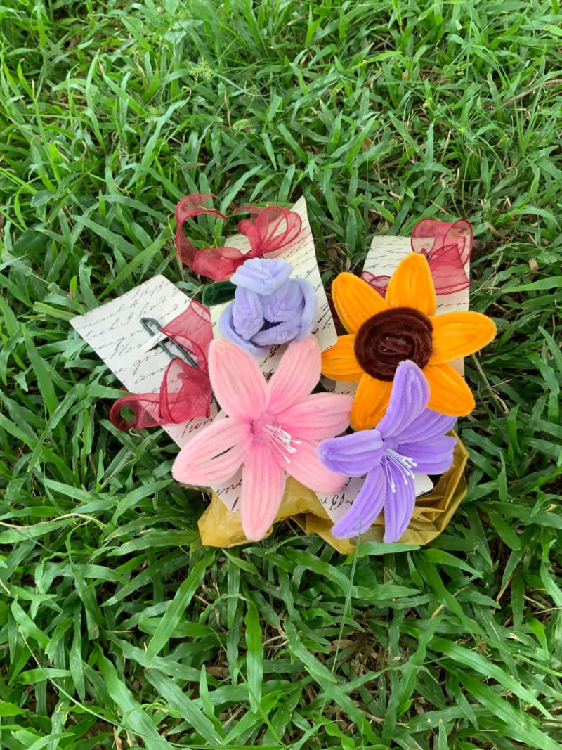 Single flowers